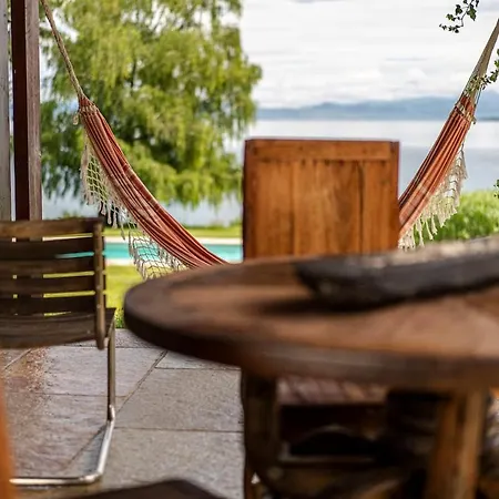 Grande Propriete Pieds Dans L'eau Avec Piscine Excénevex